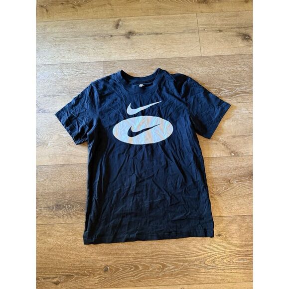 Nike Sportswear Mens Black Short Sleeve Graphic T-shirt Size Small - Picture 1 of 3